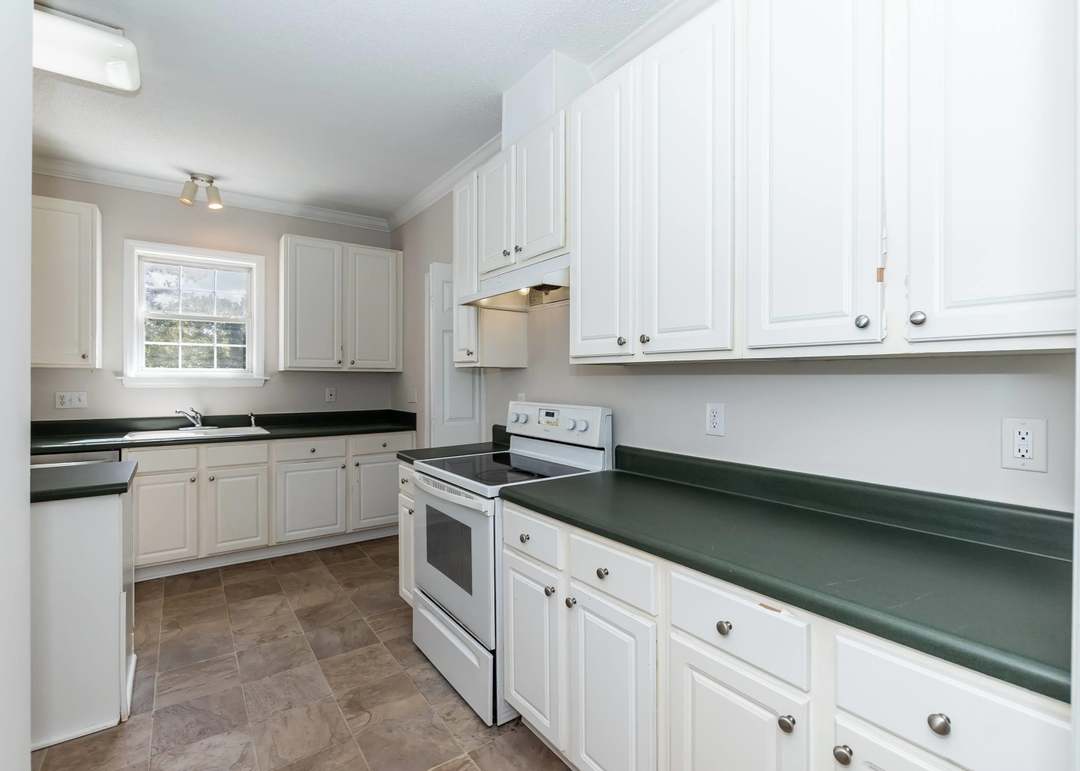 140 Gasper Ct, Clayton, NC 27527