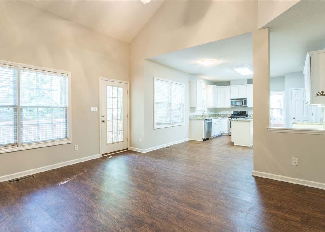 8304 Knebworth Ct, Raleigh, NC 27613