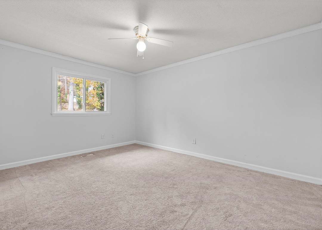 216 Smith Dr, Durham, NC 27712
