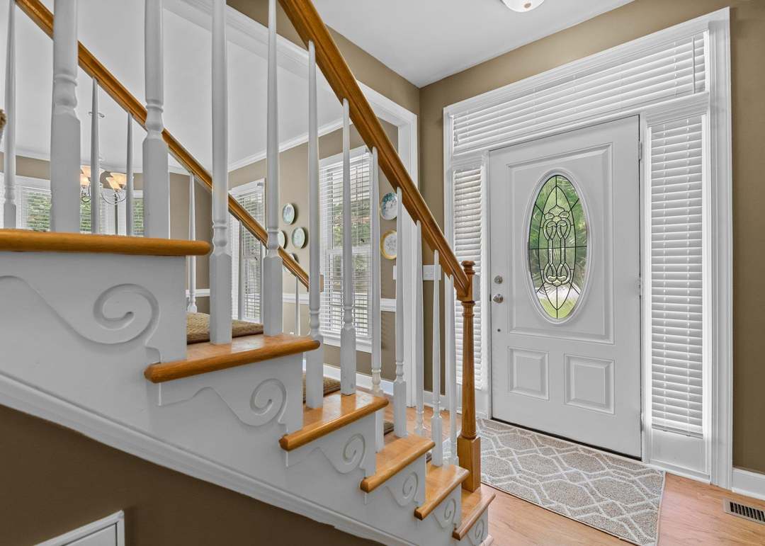 209 Lexington Park Dr, Oxford, NC 27565