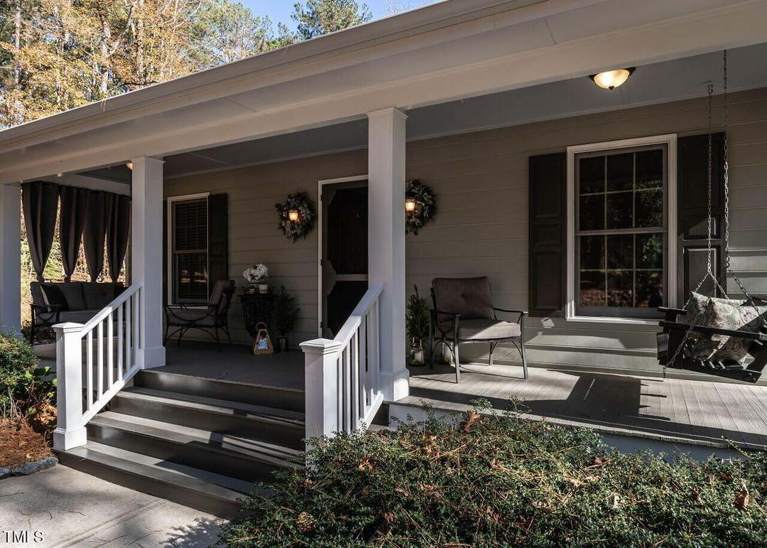 5313 Pine Dr, Raleigh, NC 27606