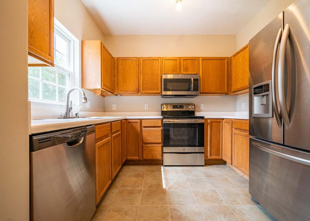 109 Danesway Dr, Holly Springs, NC 27540