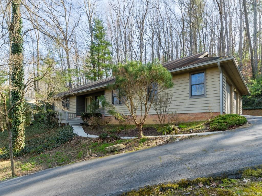 157 Rugby Hollow Dr, Hendersonville, NC 28791 | MLS# 3369009 | Redfin