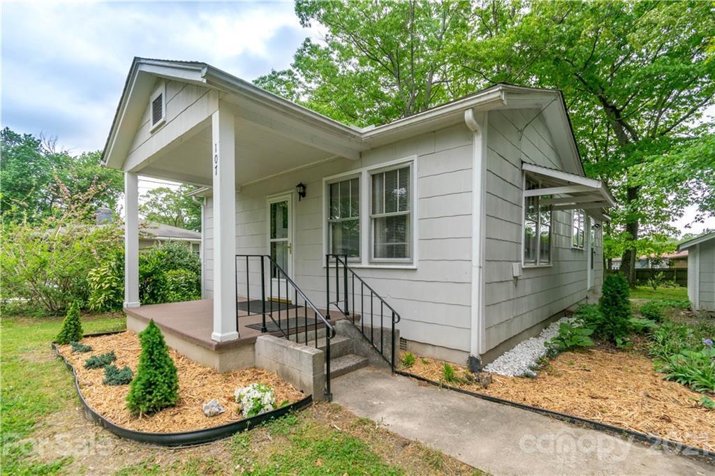 107 Allen Rd, East Flat Rock, NC 28726 MLS 3739130 Redfin
