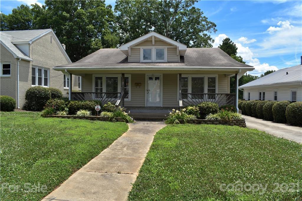 1007 Sunset Ave, Asheboro, NC 27203 | MLS# 3772342 | Redfin