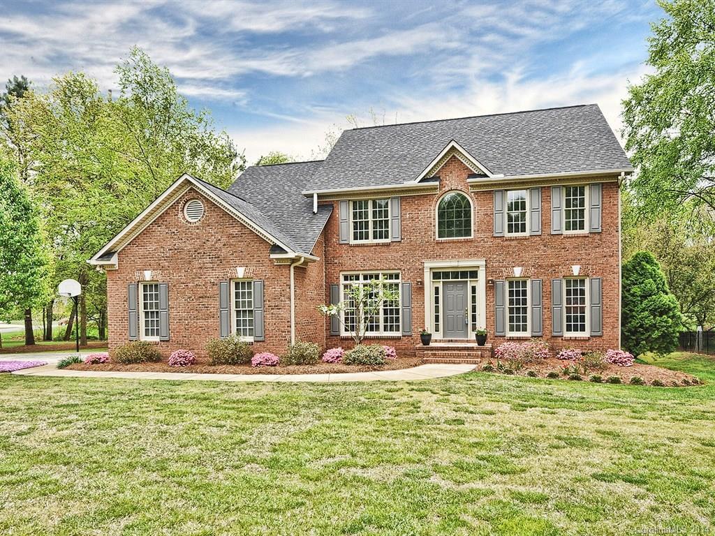 5906 NW Havencrest Ct, Concord, NC 28027 | MLS# 2222720 | Redfin