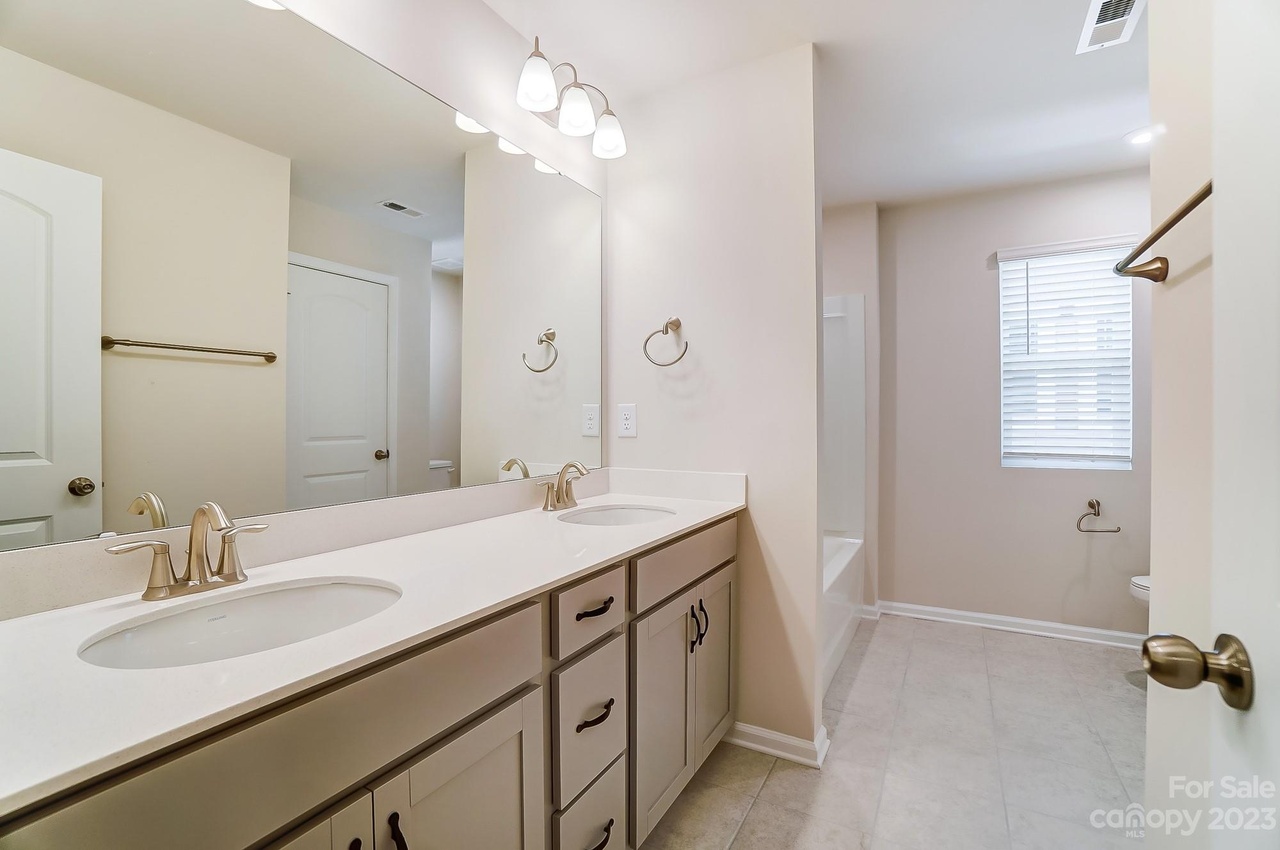 11214 Bartrams Way Unit 127/Blayre, Charlotte, NC 28278 | MLS# 4096758 ...