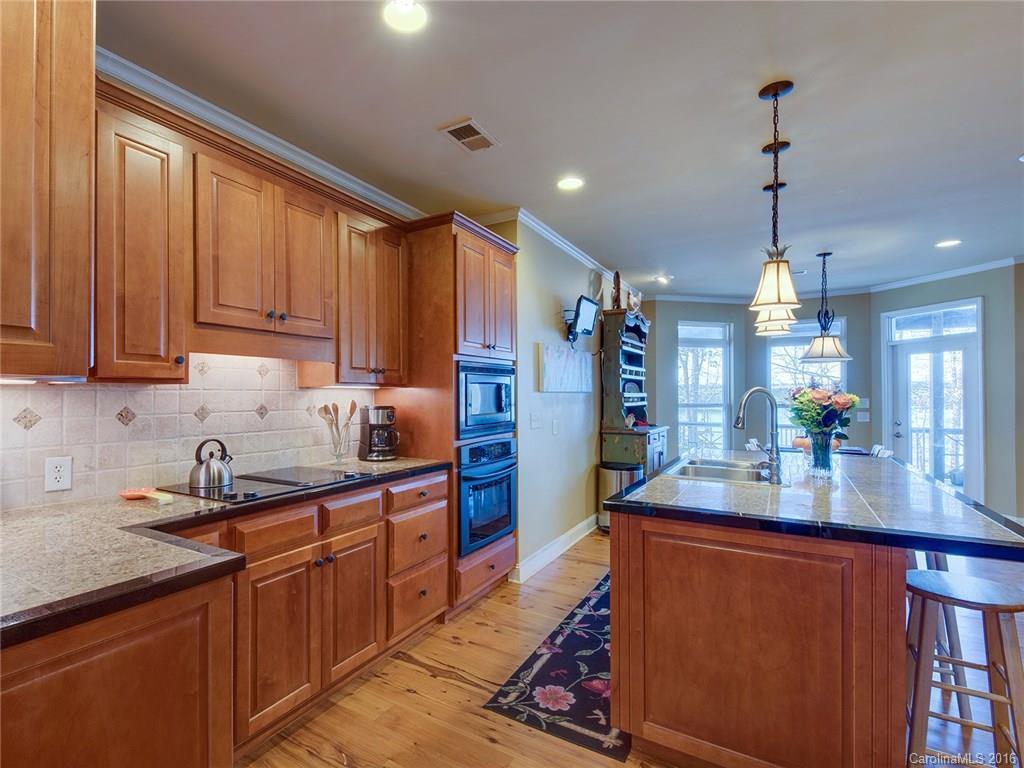 6910 Buckland Rd Charlotte NC 28278 MLS# 3144903 Redfin 6910 Buckland Rd Charlotte NC 28278 MLS# 3144903 Redfin
