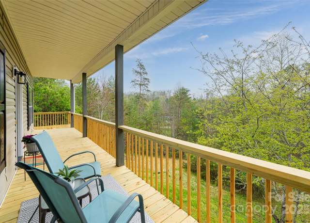 Property at 61 Quiet Woods Dr, Leicester, NC 28748, 3 beds, 2.5 baths