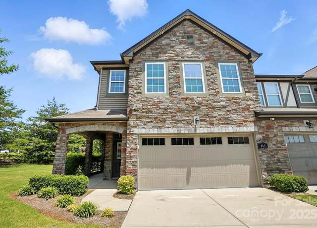 Property at 809 Ayrshire Ave, Fort Mill, SC 29708, 3 beds, 2.5 baths