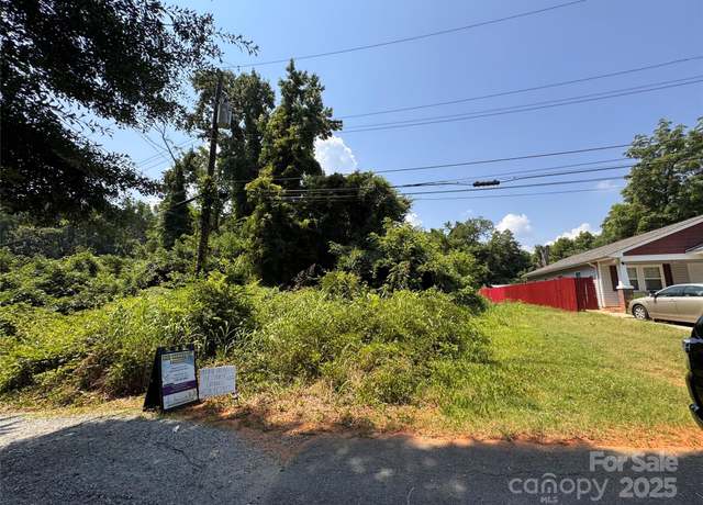 Property at 3017 Melita Ave, Charlotte, NC 28216