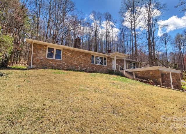 Property at 358 Timberlane Rd, Waynesville, NC 28786, 3 beds, 2 baths
