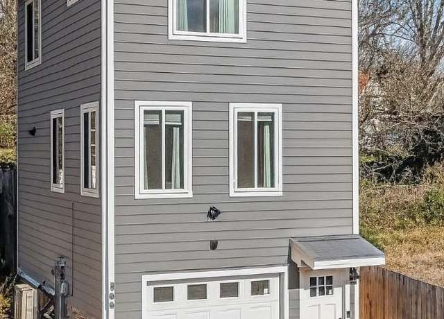 Property at 366 State St, Asheville, NC 28806, 2 beds, 1.5 baths