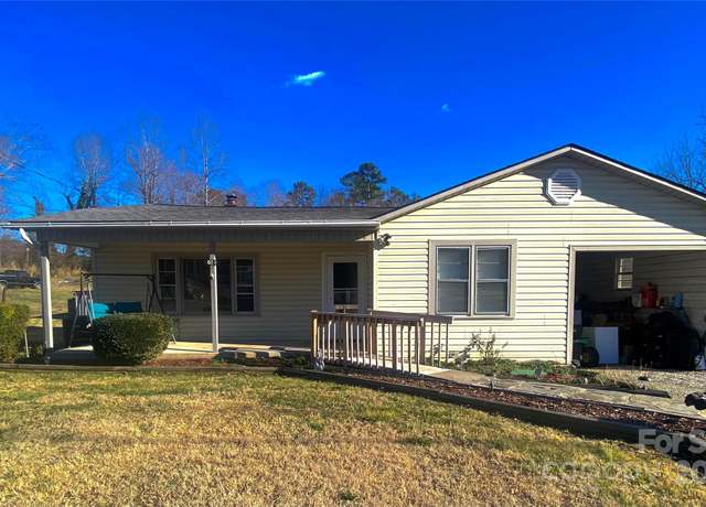 Property at 659 Stroud St, Marion, NC 28752, 2 beds, 1 bath