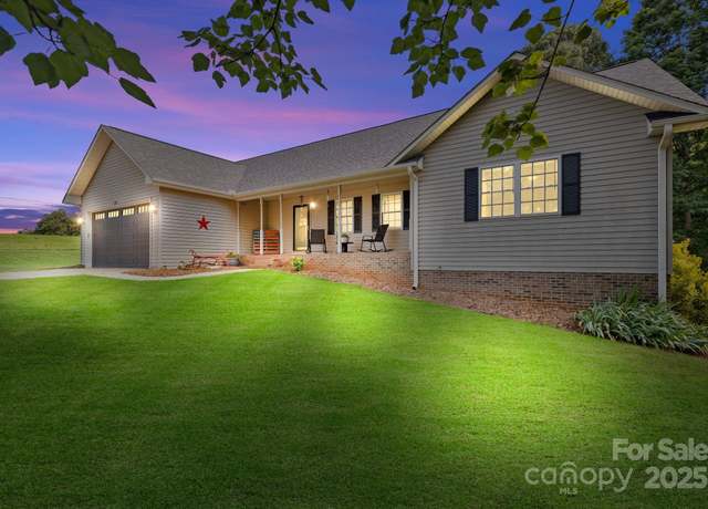 Property at 105 Saddlewood Ln, Statesville, NC 28625, 3 beds, 3 baths