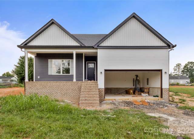 Property at 143 Tranquility Ln, Harmony, NC 28634, 3 beds, 2 baths
