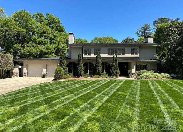 Property at 1816 5th St NW, Hickory, NC 28601, 5 beds, 5 baths