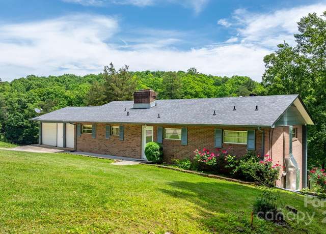 Property at 6256 Monford Dr, Conover, NC 28613, 3 beds, 4 baths