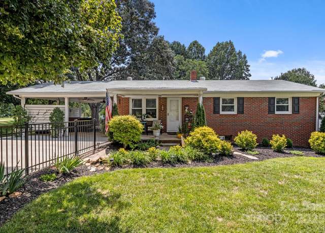 Property at 103 Fairdale Rd, Statesville, NC 28625, 3 beds, 1 bath