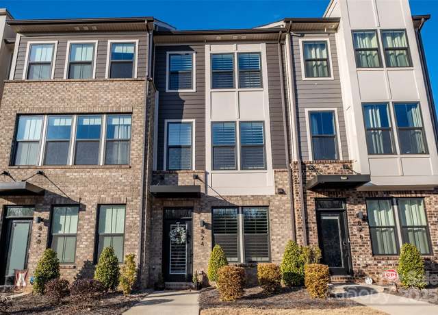Property at 824 Broad River Ln, Charlotte, NC 28211, 3 beds, 4 baths