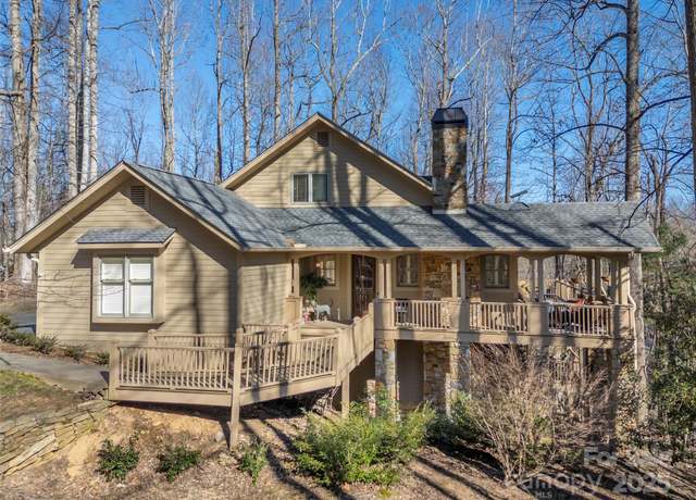 Property at 202 Bent Pine Trce, Hendersonville, NC 28739, 4 beds, 3.5 baths
