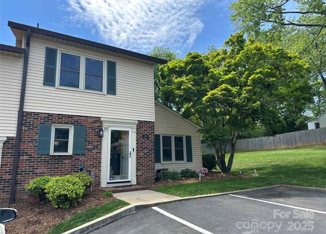 Property at 1330 5th St NE #168, Hickory, NC 28601, 3 beds, 2 baths