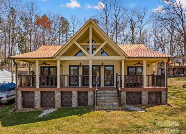 Property at 3062 Bass Dr, Sherrills Ford, NC 28673, 2 beds, 2 baths