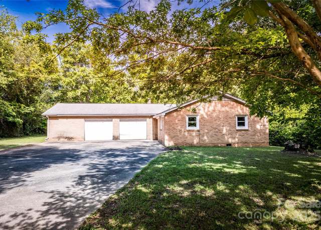 Property at 1491 Cedar Grove Rd, Clover, SC 29710, 3 beds, 1 bath