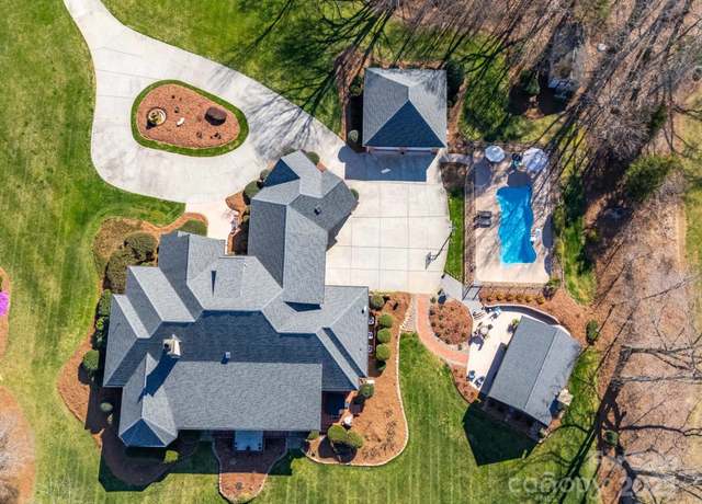 Property at 810 Lake Wright Rd, China Grove, NC 28023, 5 beds, 4.5 baths
