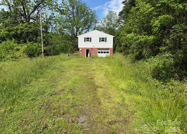 Property at 1278 Dry Pond Rd, Marshall, NC 28753, 3 beds, 2 baths