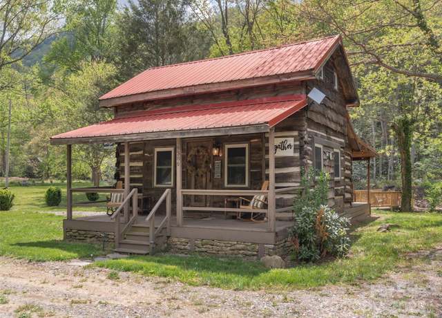 Property at 9386 Cruso Rd, Canton, NC 28716, 2 beds, 1 bath