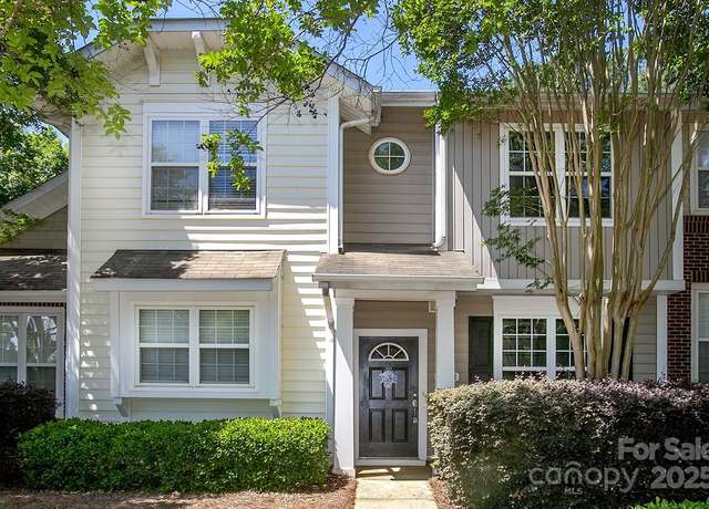 Property at 4938 Sunset Ridge Ct, Charlotte, NC 28269, 2 beds, 2.5 baths