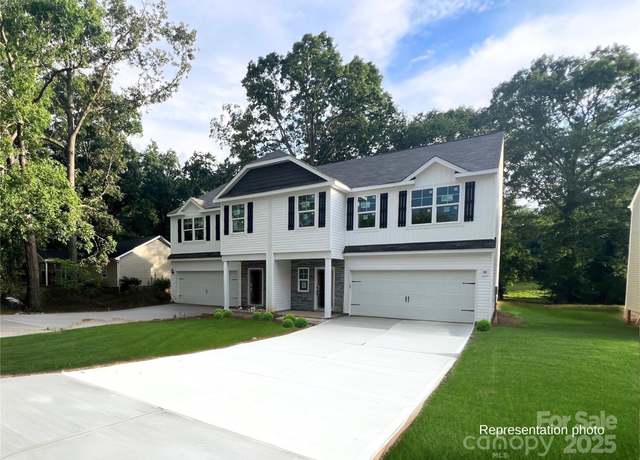Property at 12526 Susanna Dr, Charlotte, NC 28214, 4 beds, 2.5 baths