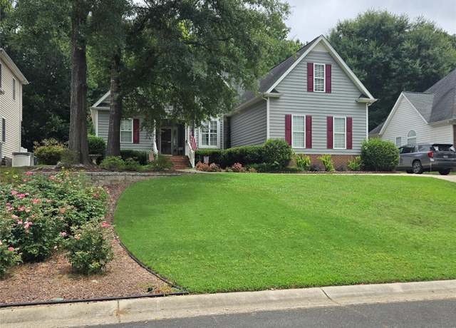 Property at 2090 Winding Oak Rd, Rock Hill, SC 29732, 3 beds, 2.5 baths