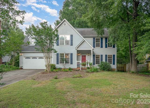 Property at 13416 Kintyre Ct, Matthews, NC 28105, 4 beds, 2.5 baths