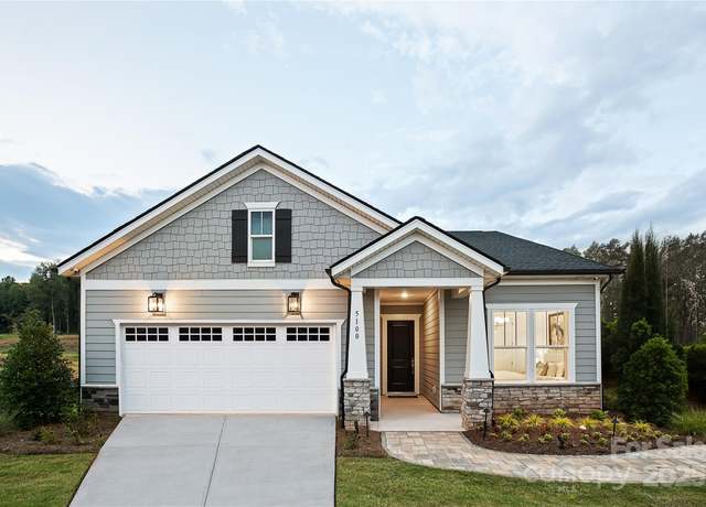 Property at 4138 Eastover Glen Rd #0320, Charlotte, NC 28269, 2 beds, 2 baths