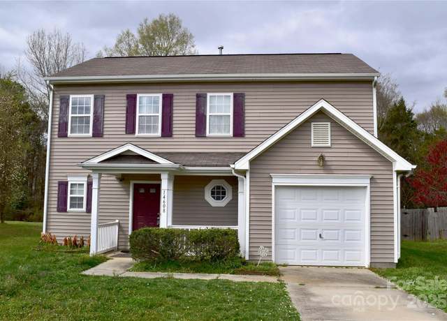 Property at 14608 Arlandes Dr, Charlotte, NC 28278, 3 beds, 2.5 baths