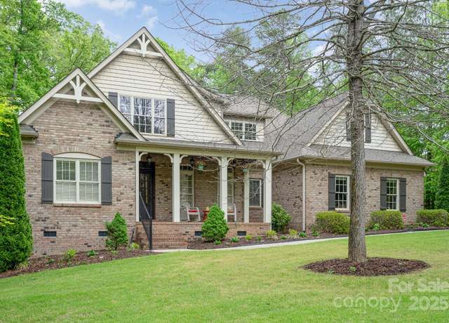 Property at 112 Spring Branch Rd, Fort Mill, SC 29715, 4 beds, 3 baths