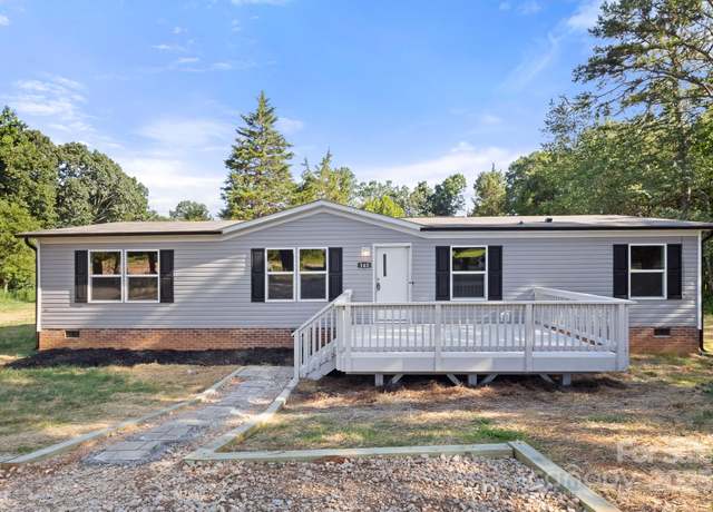 Property at 143 Lakewind Dr, Mooresville, NC 28115, 3 beds, 2 baths