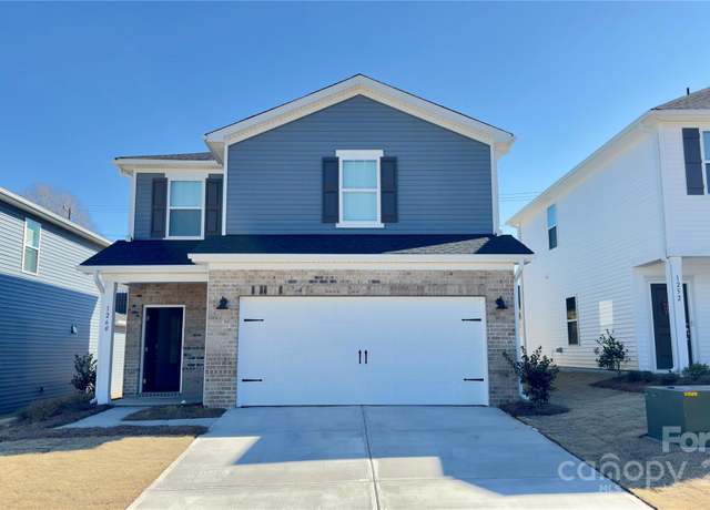 Property at 1260 31st St NE, Hickory, NC 28613, 3 beds, 2.5 baths