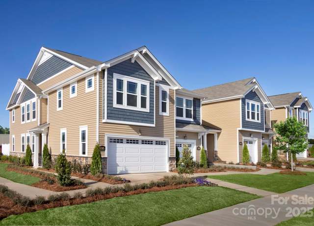 Property at 7134 Hodges Meadow Ln, Charlotte, NC 28213, 3 beds, 2.5 baths
