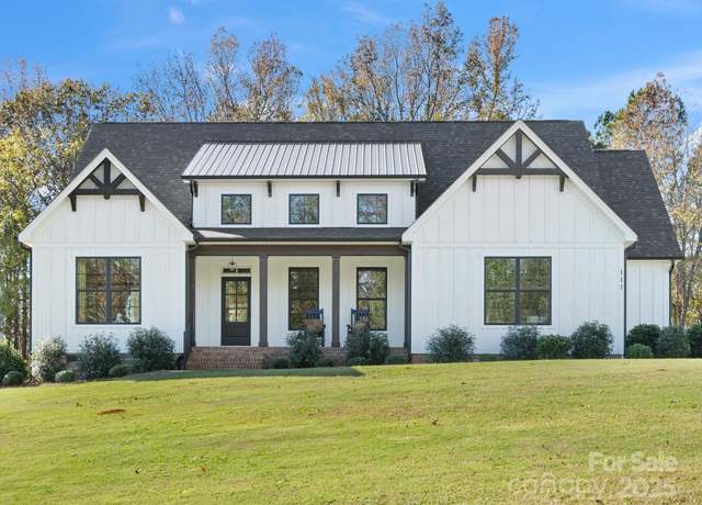 Property at 111 Alberta Ave, Belmont, NC 28012, 3 beds, 3 baths