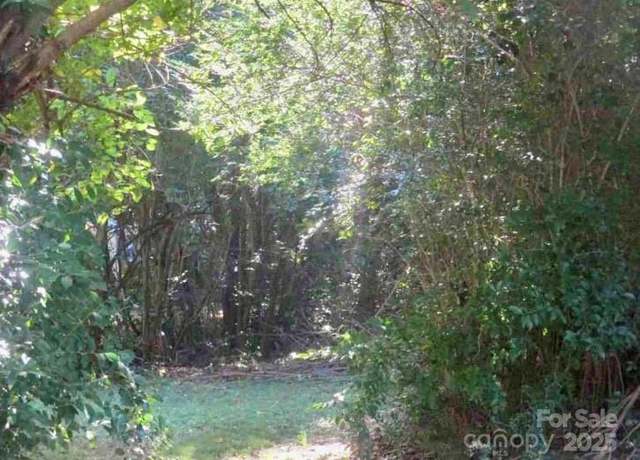 Property at 2925 Capitol Dr, Charlotte, NC 28208