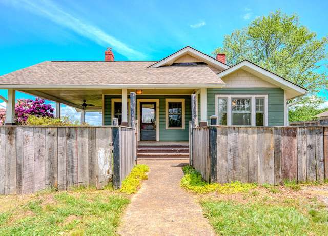 Property at 51 Old Nc 20 Hwy, Asheville, NC 28806, 3 beds, 1 bath