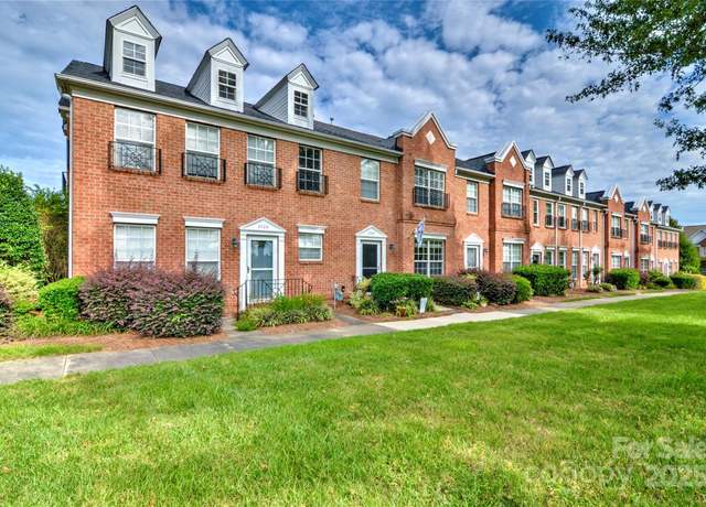 Property at 3722 Society Ct, Indian Trail, NC 28079, 3 beds, 2.5 baths