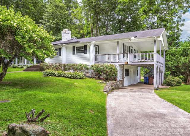 Property at 330 Johnson Branch Rd, Maggie Valley, NC 28751, 4 beds, 3 baths