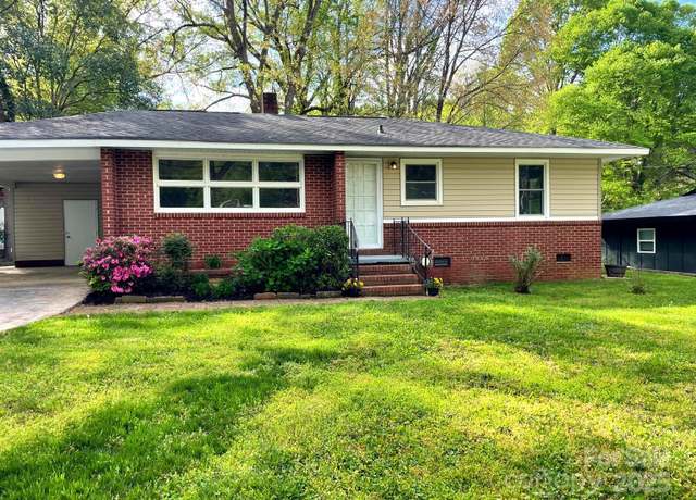 Property at 509 North St, Belmont, NC 28012, 3 beds, 1 bath