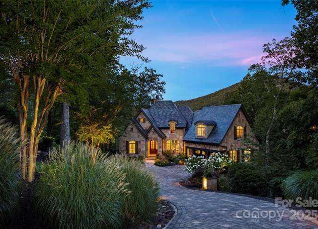 Property at 1829 Bella Vista Ct, Arden, NC 28704, 4 beds, 5 baths