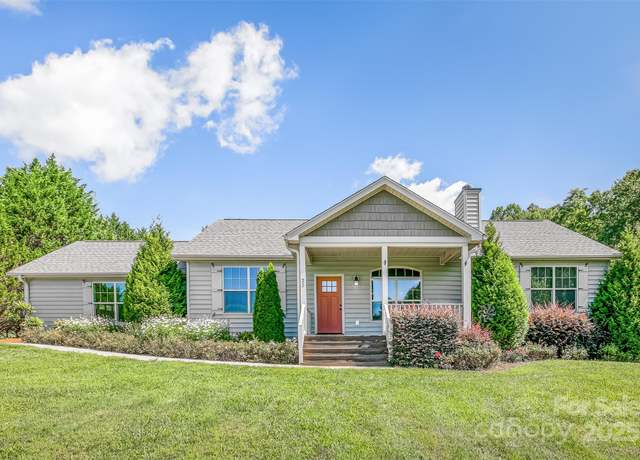 Property at 22 Forge Shadow Dr, Mills River, NC 28759, 3 beds, 2 baths
