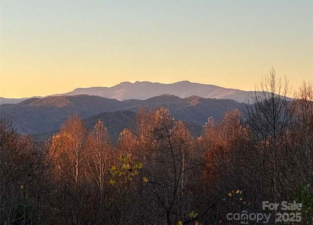 Property at 1021 Pleasant Ridge Trl, Lenoir, NC 28645, 3 beds, 2 baths